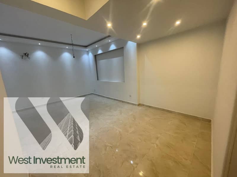 12 WhatsApp Image 2025-10-14 at 18.13. 42_ee10c2cf. jpg