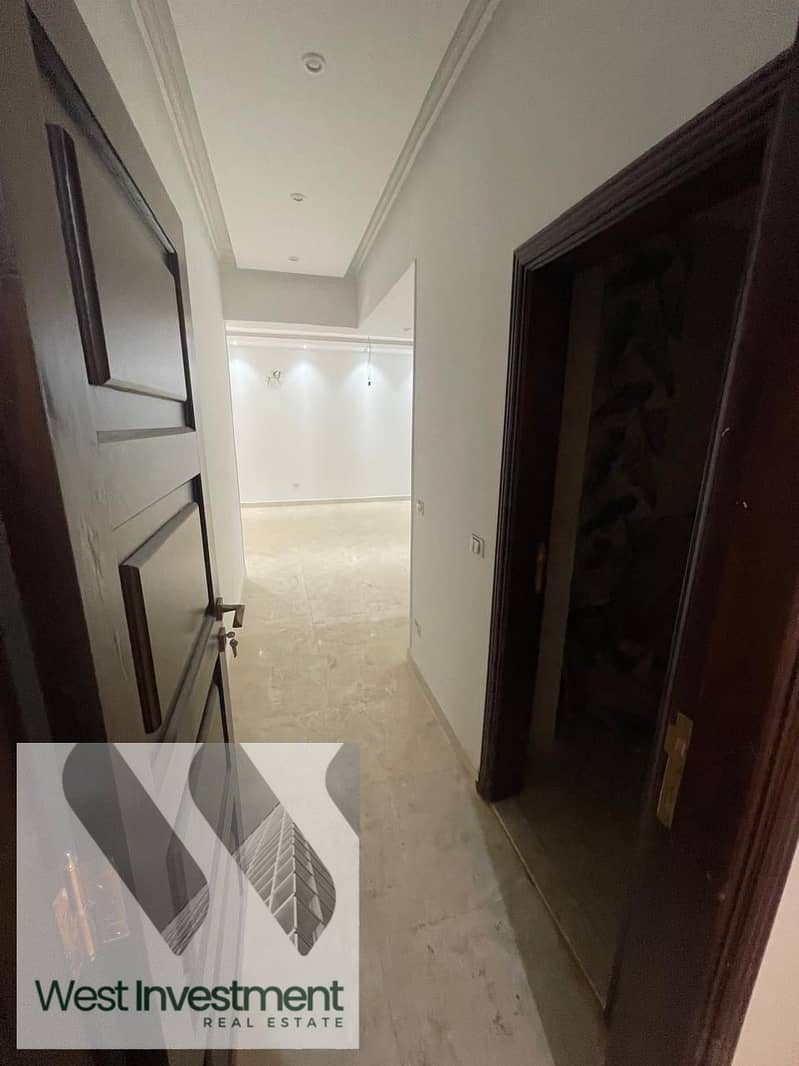 15 WhatsApp Image 2025-10-14 at 18.13. 43_0555ca1d. jpg