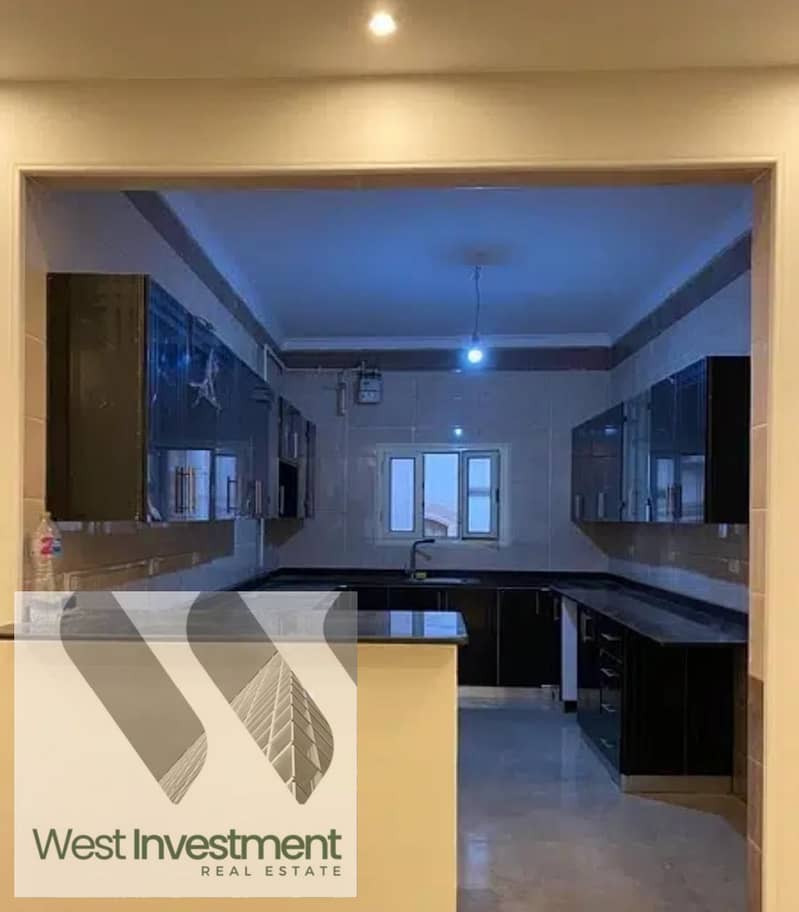 24 WhatsApp Image 2025-10-14 at 18.13. 47_9614d98e. jpg