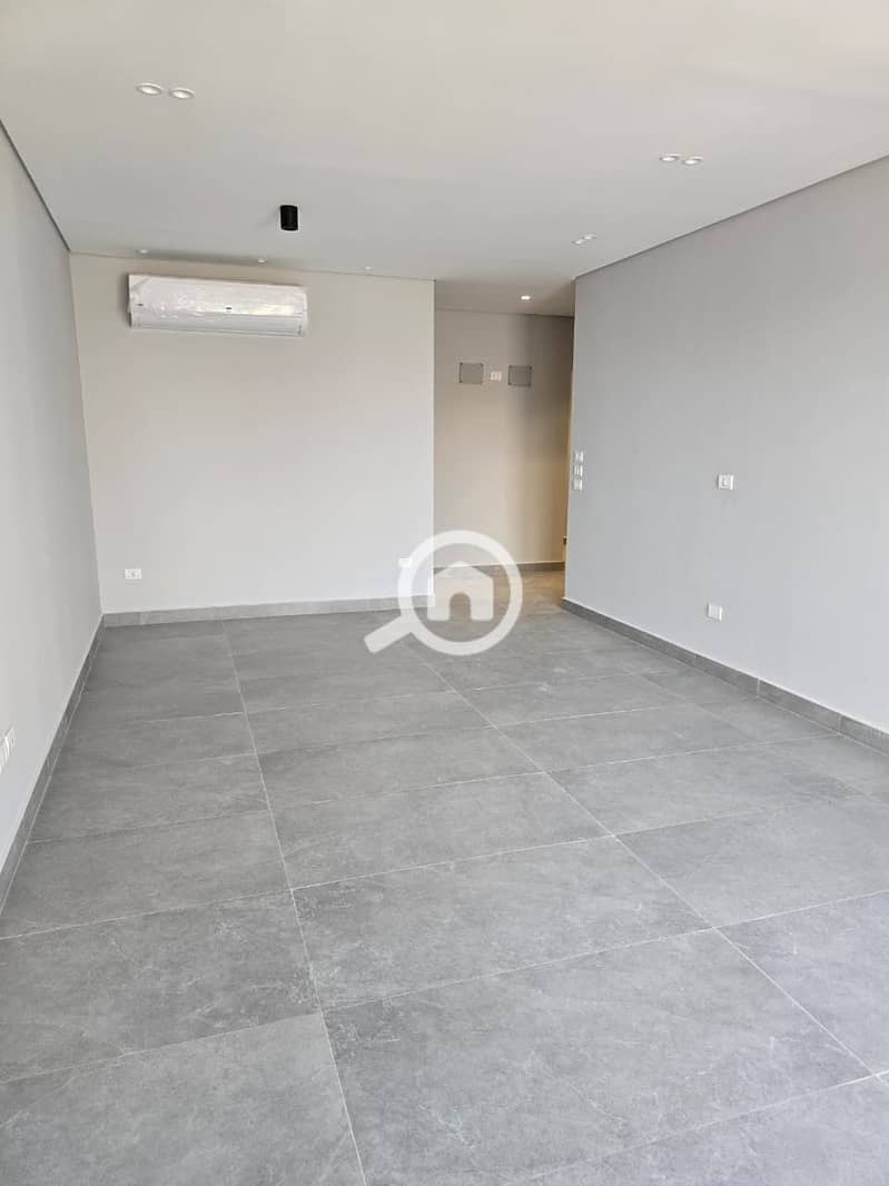 4 WhatsApp Image 2025-10-04 at 11.13. 17 AM. jpeg