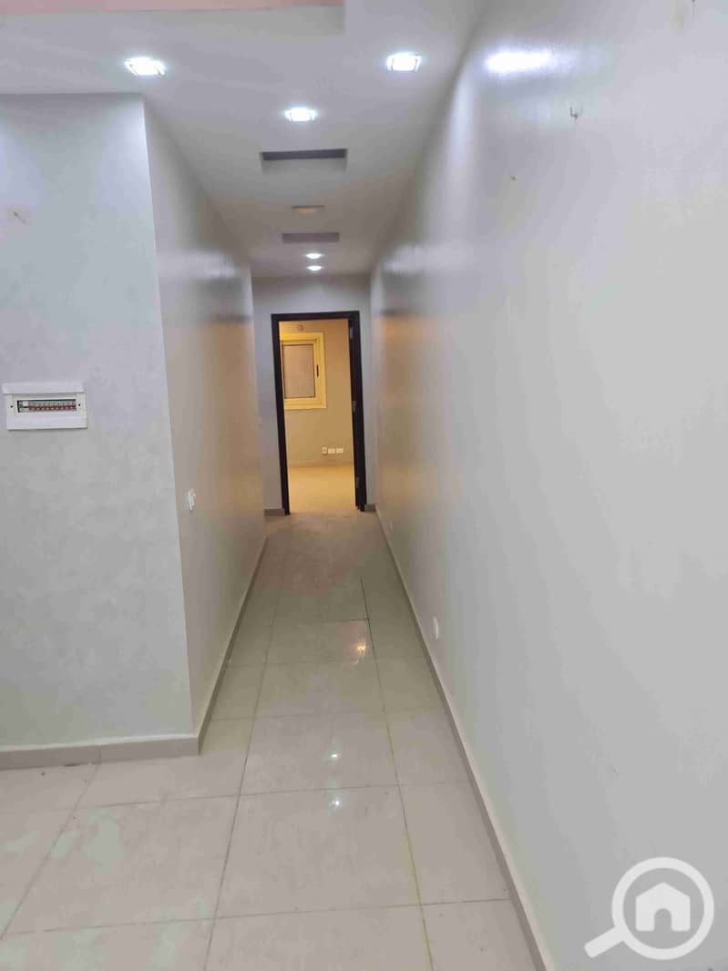 2 20251006_193649. jpg