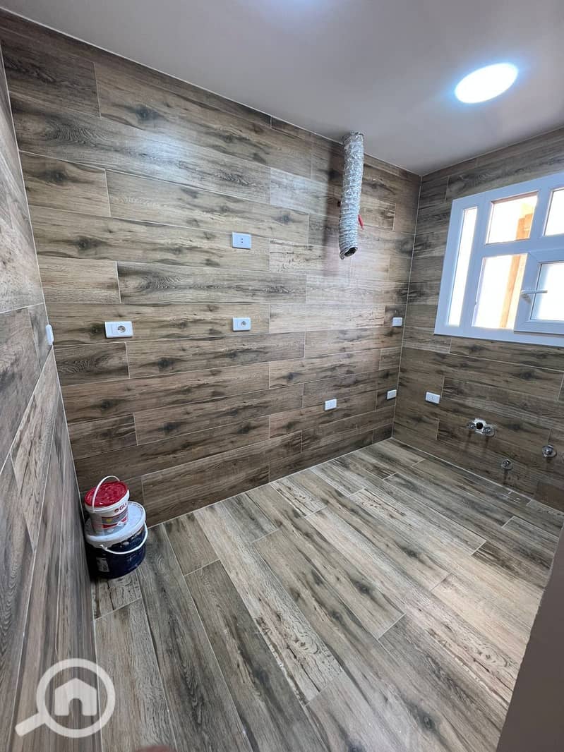 4 99ae8fda-cc2b-4a0e-bfaa-8489ebe465e6. jpg