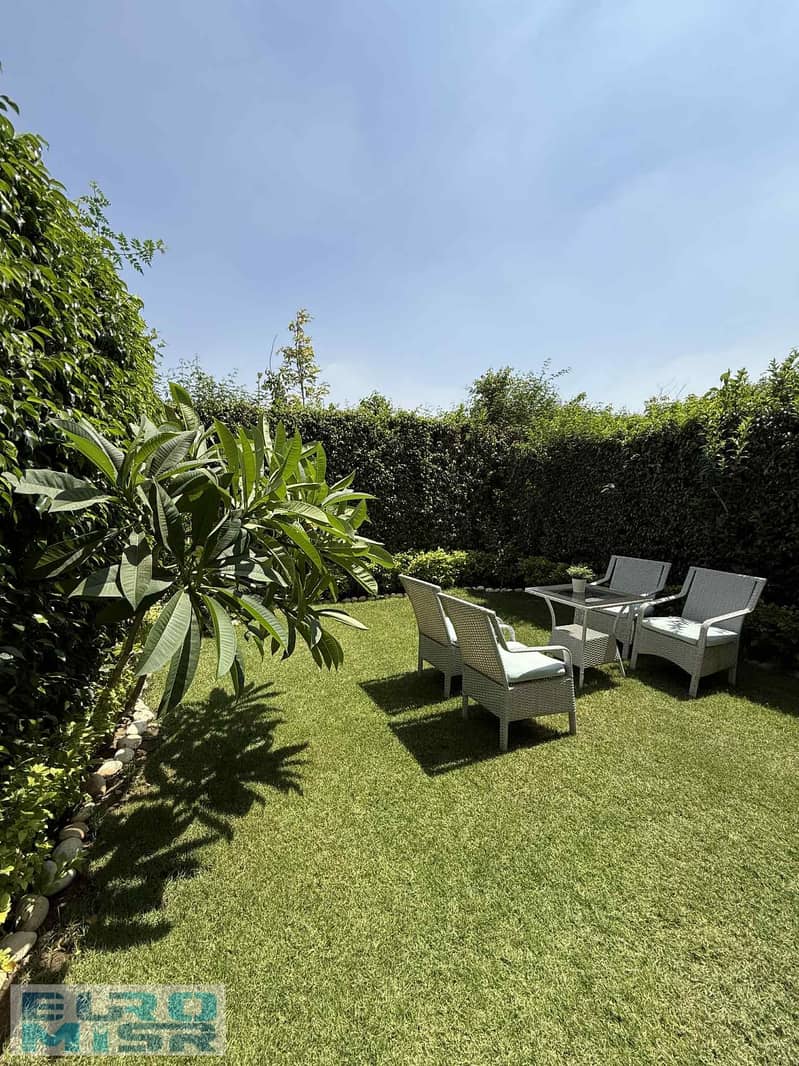 8 37cee221-a102-45a2-a328-9d598c75a428. jpeg