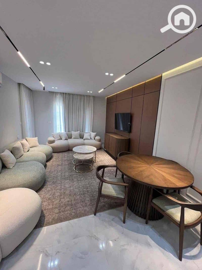 2 fe614781-fae9-43dc-9d90-e6b6f74d775d. jpg