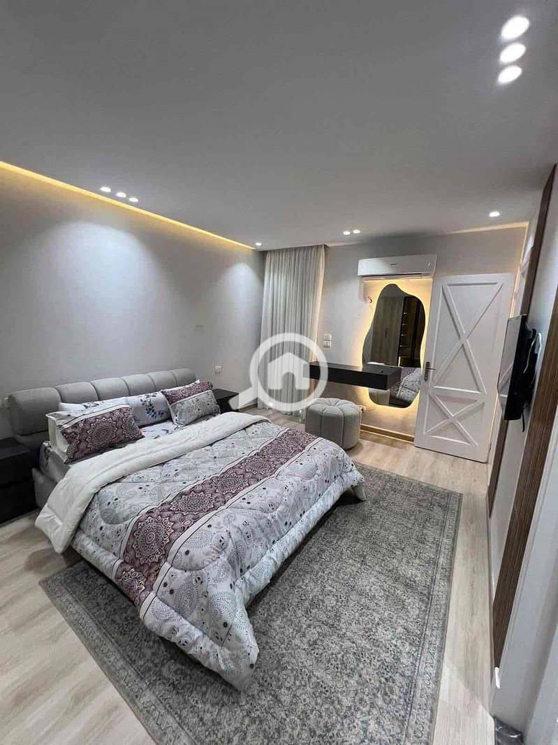 6 15e4ff0b-365e-4846-ba42-31b2e85943b1. jpg