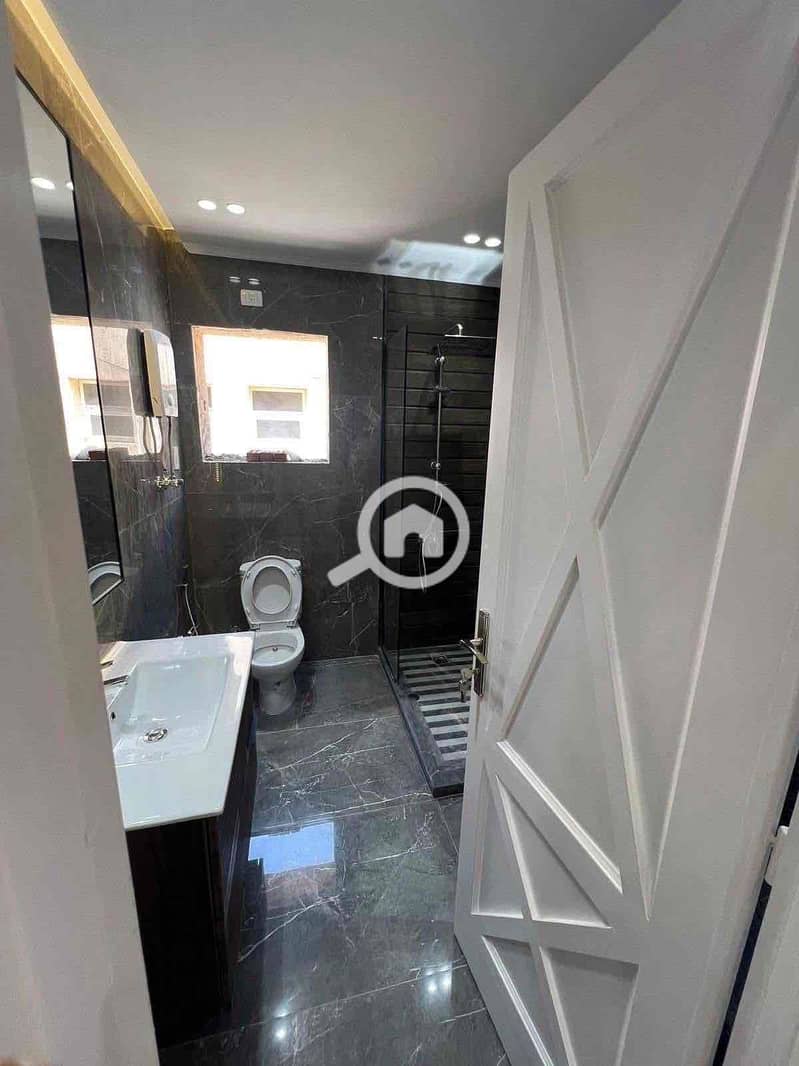 11 c1daf7fa-493d-41a8-a73a-52752c5a3d6b. jpg