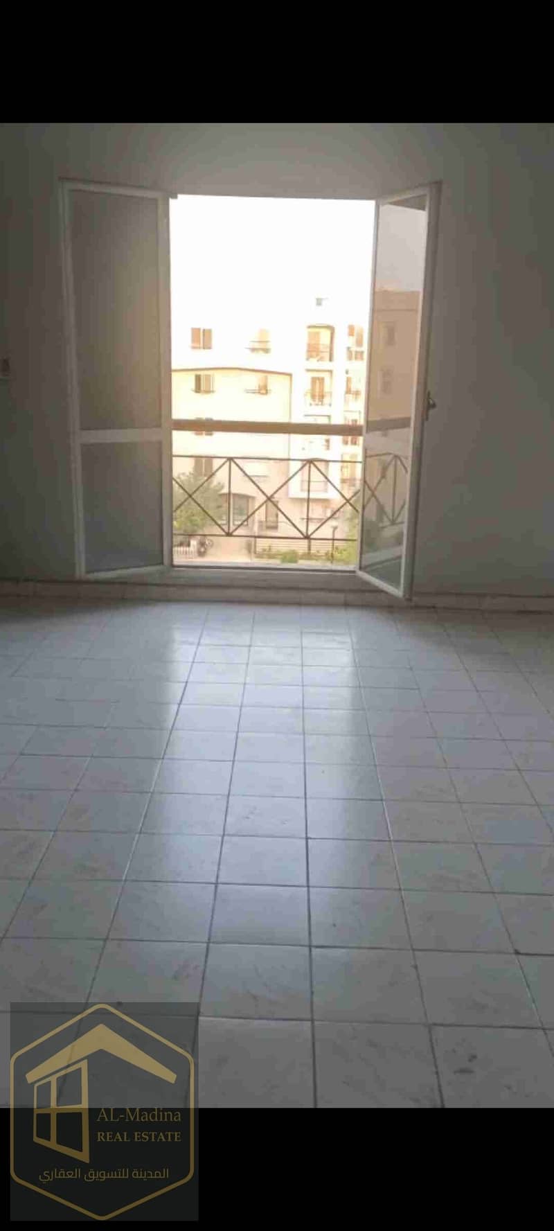 1000159158. jpg 1000159158. jpg