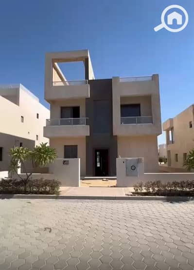 فیلا 5 غرف نوم للبيع في الشيخ زايد، الجيزة - WhatsApp Image 2025-09-30 at 5.08. 58 PM. jpeg