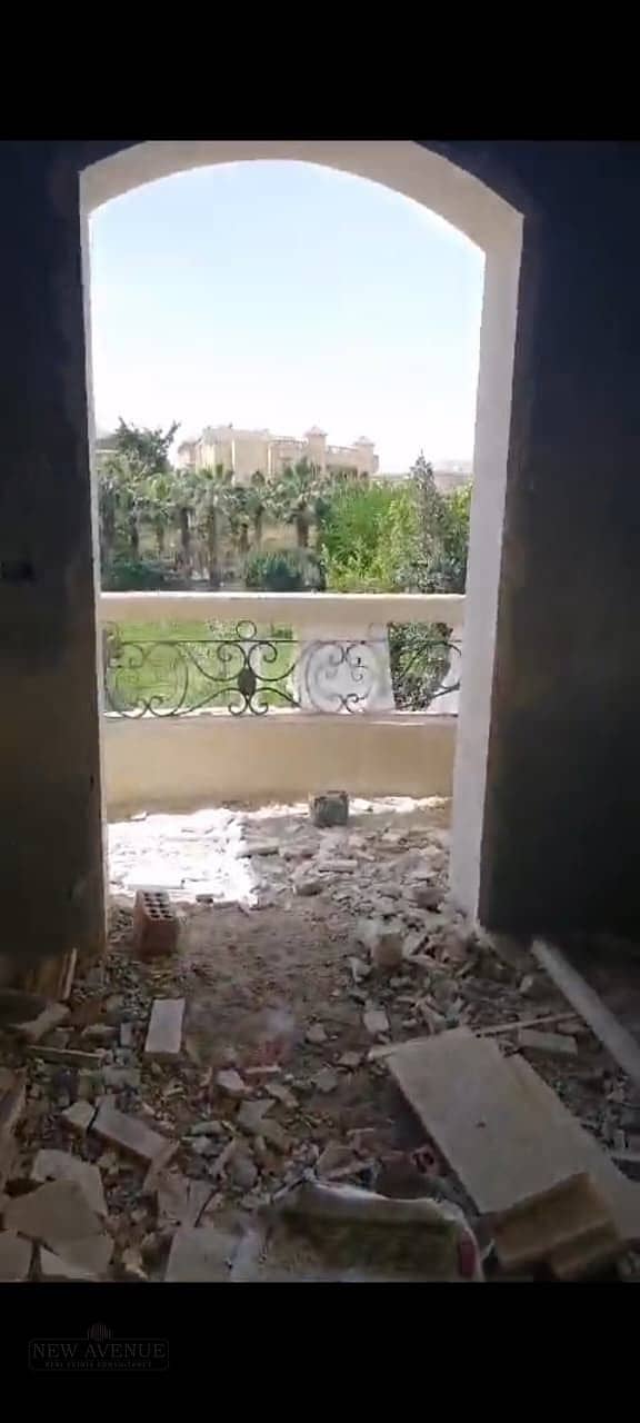 4 3d86e47b-f5a9-46c5-b58f-2e777e7647fc. jpeg