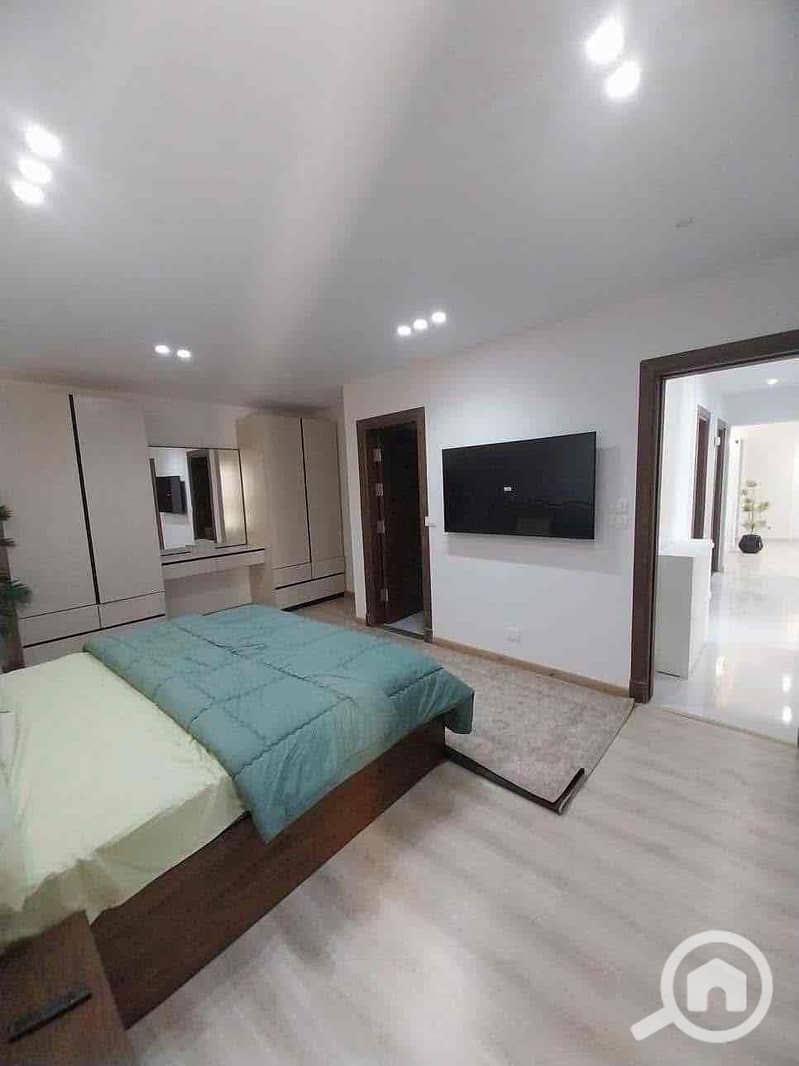 8 667ee5f8-c43d-4783-b949-5d590c687673. jpg