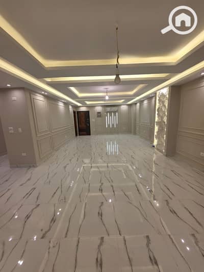 3 Bedroom Flat for Sale in Sheikh Zayed, Giza - WhatsApp Image 2025-10-16 at 11.45. 42 AM (2). jpeg