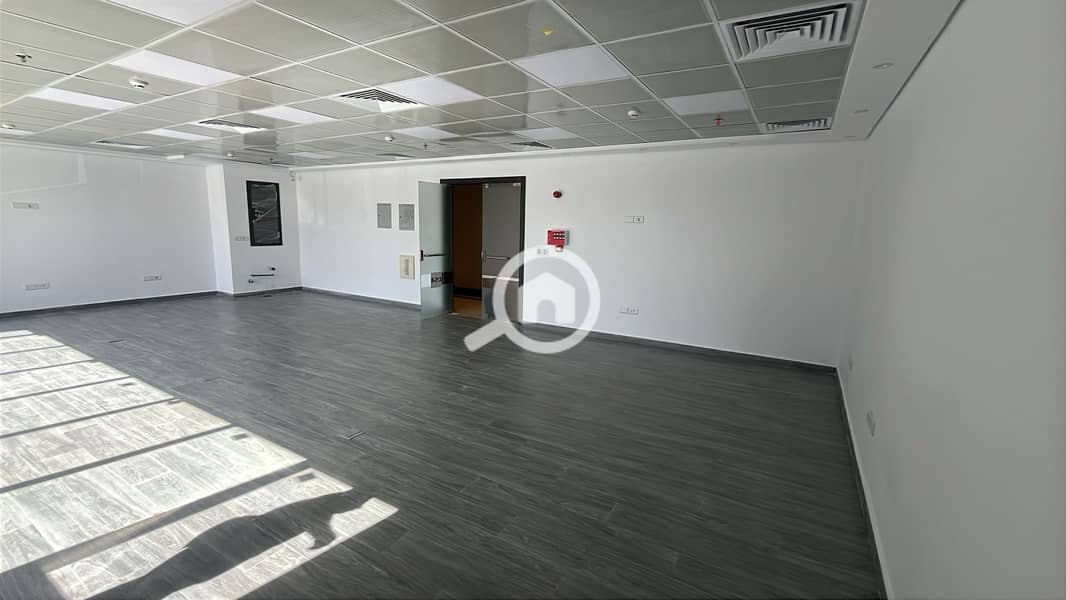 7 WhatsApp Image 2025-10-16 at 12.03. 49. jpeg