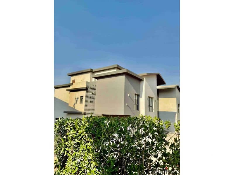 8 148444271-800x600. jpg