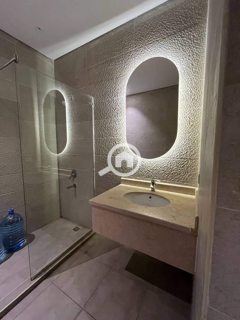 9 WhatsApp Image 2025-10-16 at 11.51. 11 AM. jpeg