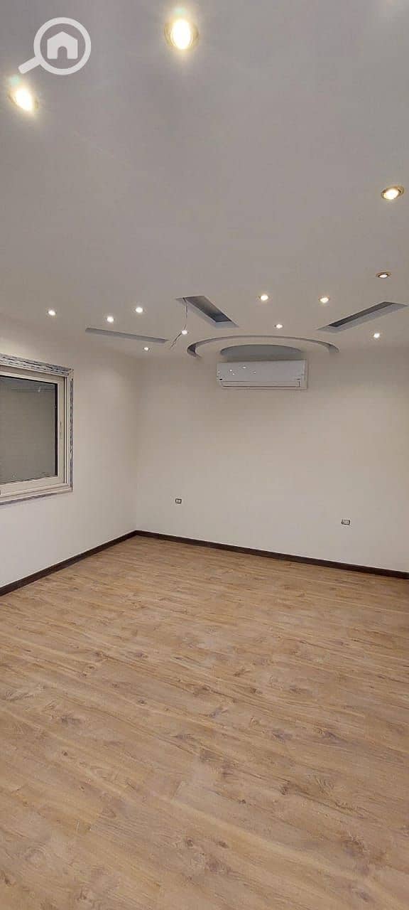 42 f4af66de-229c-40dd-ae50-b30383130481. jpg