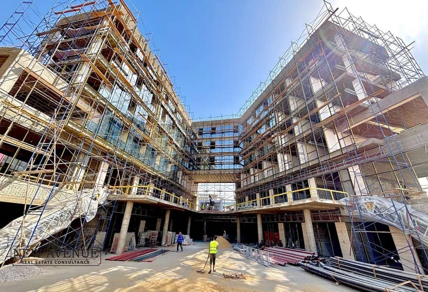 7 06a48b4a-c1e5-4416-8194-79b1117a1ea0. jpg