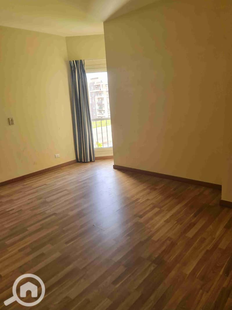 2 20241020_160101. jpg