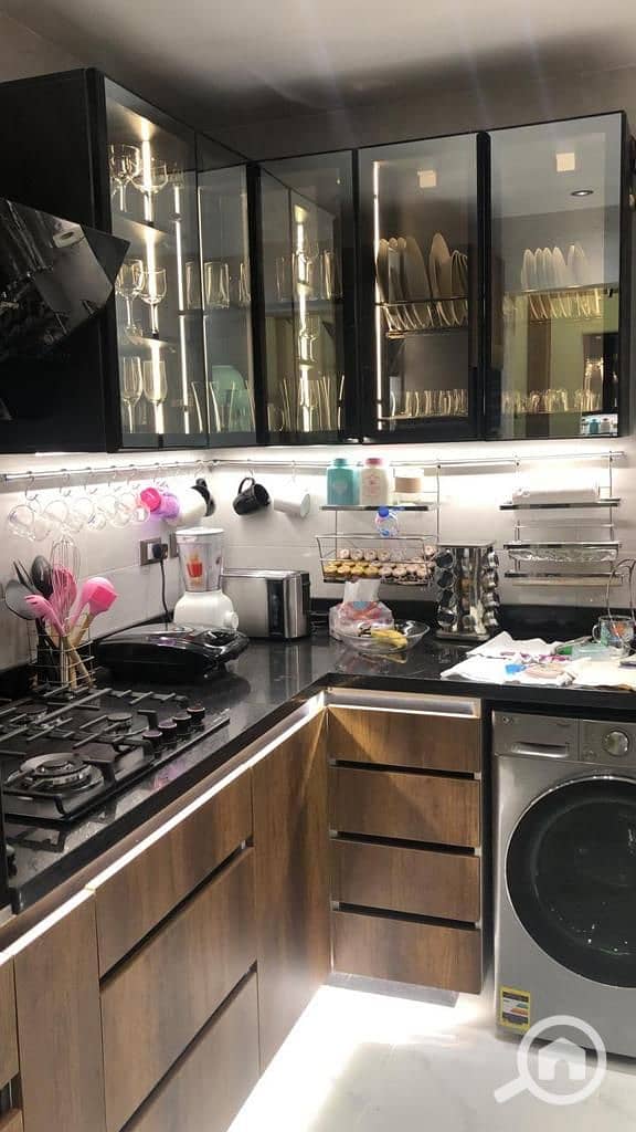 5 WhatsApp Image 2025-10-13 at 23.30. 45_3d04f5f2. jpg