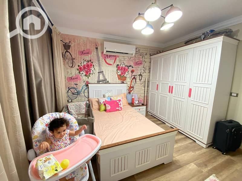 4 WhatsApp Image 2025-10-13 at 23.30. 38_b541c247. jpg