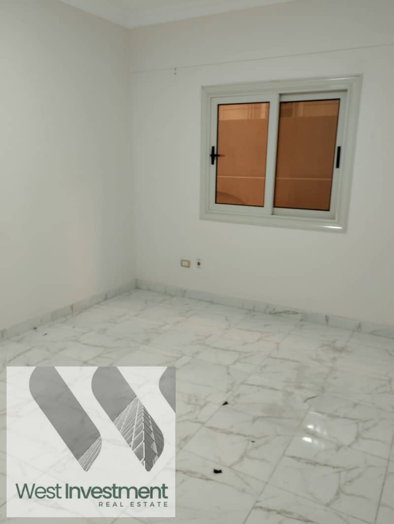 4 WhatsApp Image 2025-10-16 at 15.02. 55_c413edca. jpg