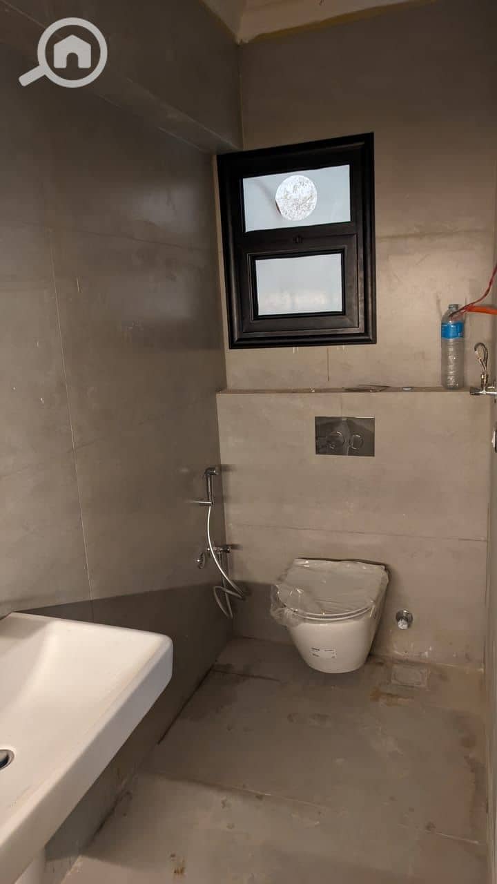 6 WhatsApp Image 2025-10-16 at 3.52. 22 PM. jpeg