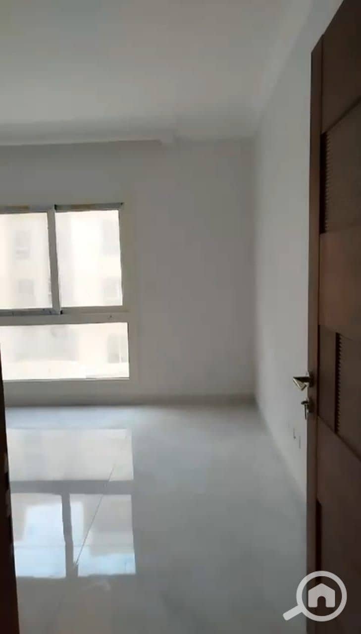 8 WhatsApp Image 2025-10-16 at 4.39. 35 PM (1). jpeg