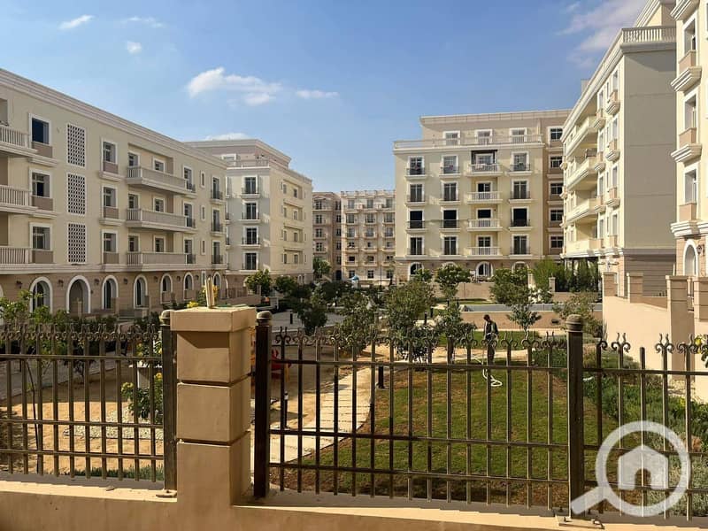 4 hydepark (32). jpg