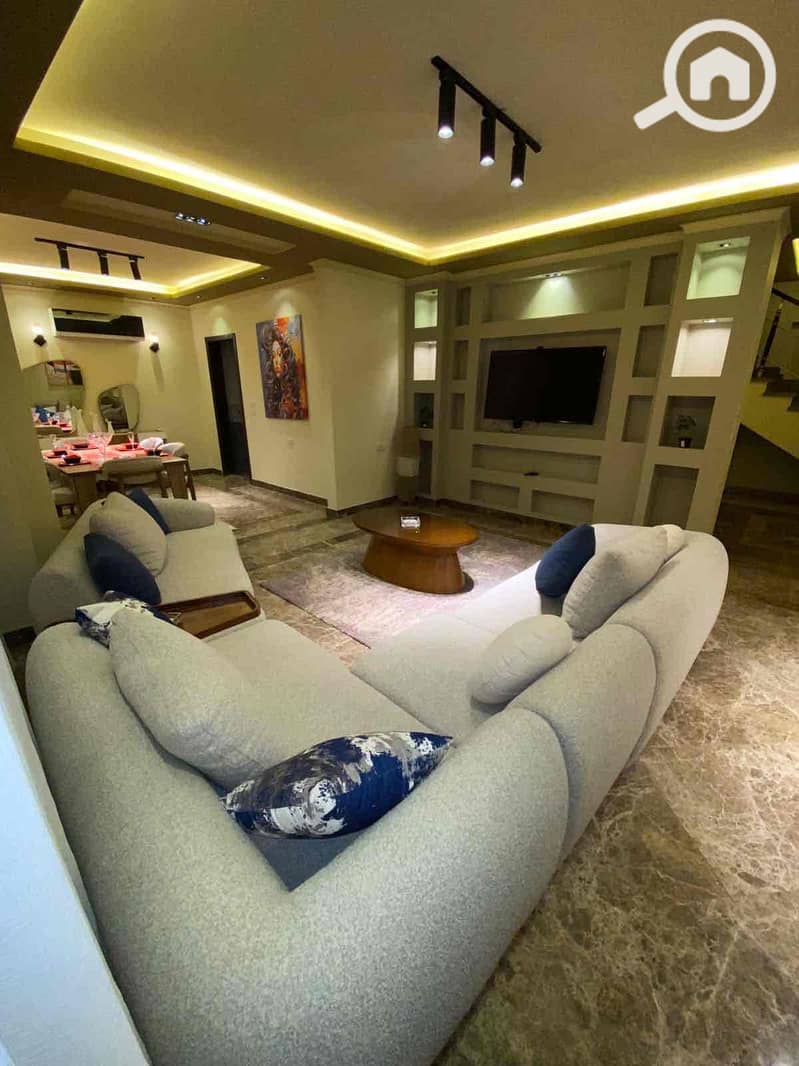 4 e851f38b-9d38-431a-ae4a-6251d9951d89. jpg