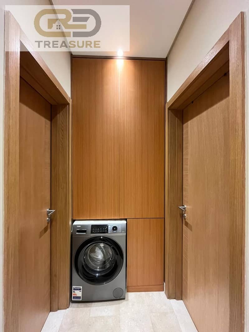 15 WhatsApp Image 2025-10-16 at 2.54. 40 PM (1). jpeg