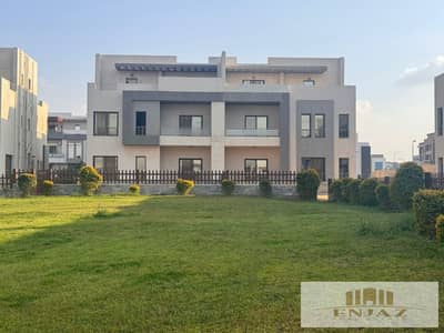 4 Bedroom Villa for Sale in Shorouk City, Cairo - WhatsApp Image 2025-05-07 at 16.48. 57_252e7e40. jpg