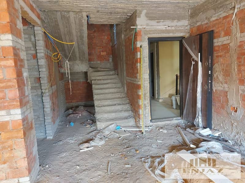 7 2f944491-c937-4aba-ab63-13c4b840de28. jpg