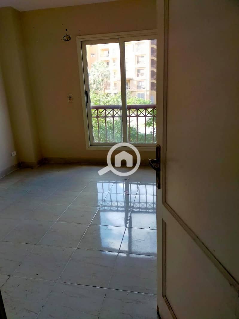 4 925b68ed-8da2-49fa-991e-35bbea96e79d. jpeg