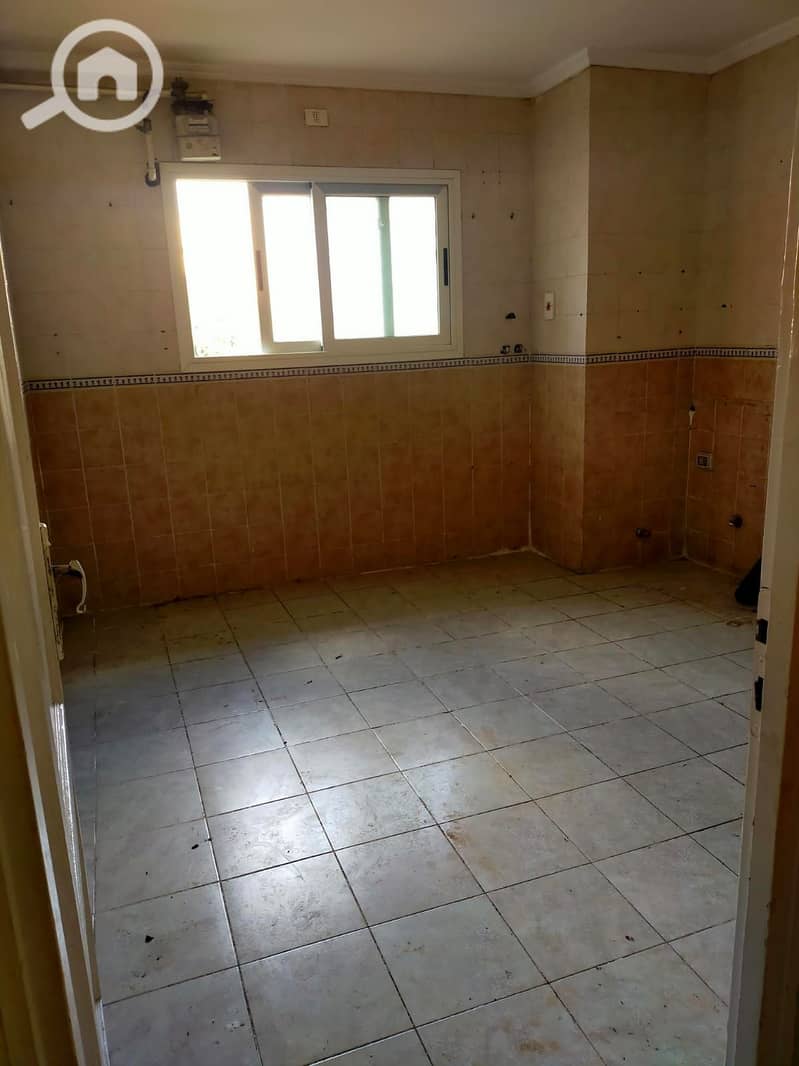 11 e6853f1a-a184-4e63-9109-6a5f683820cf. jpeg