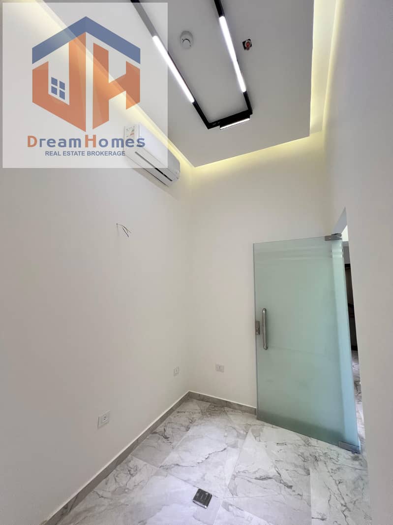 3 WhatsApp Image 2025-10-12 at 13.46. 54. jpeg