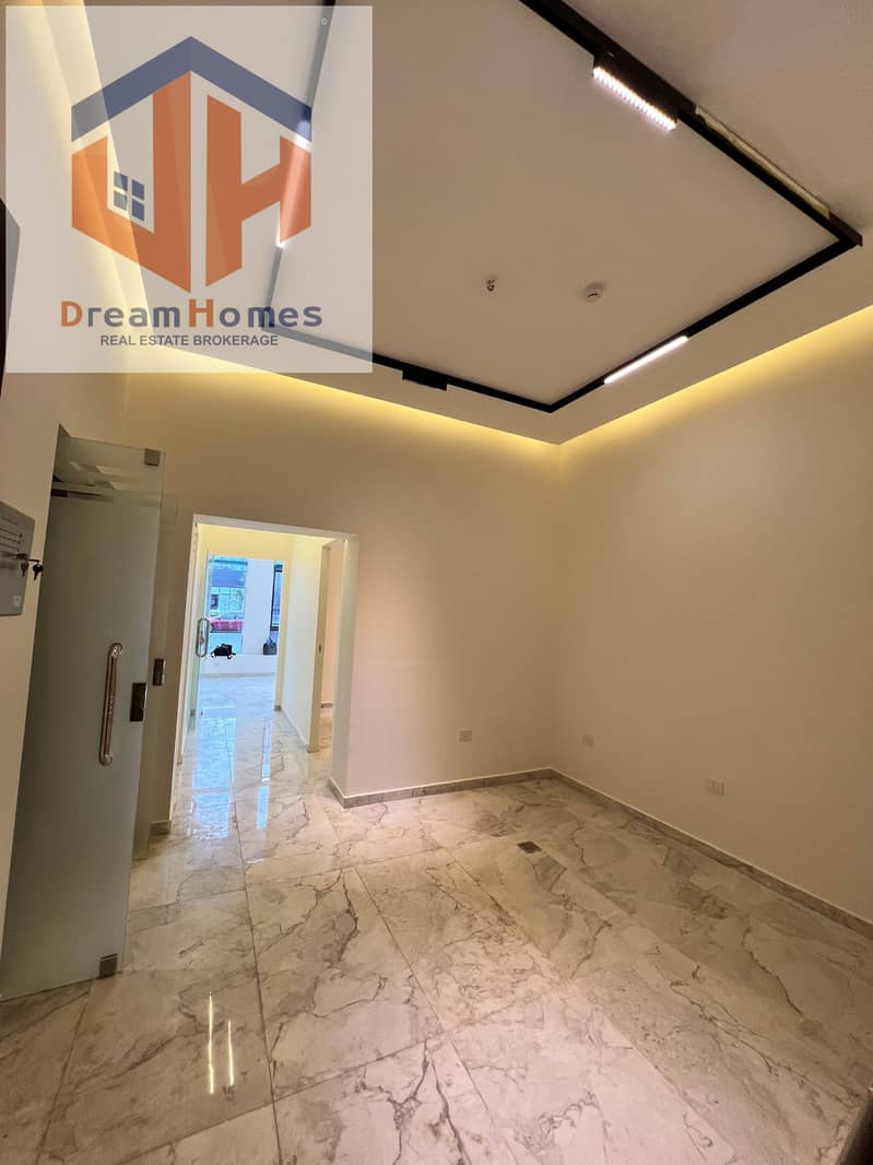 6 WhatsApp Image 2025-10-12 at 13.46. 53 (1). jpeg