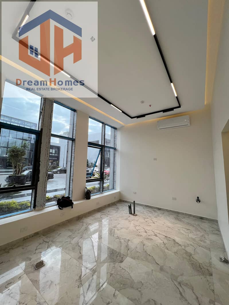 8 WhatsApp Image 2025-10-12 at 13.46. 57 (1). jpeg