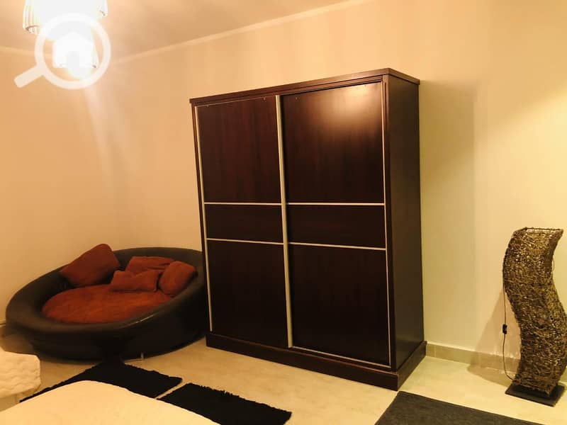 6 ab6cd516-817d-4a62-95c2-9b35594858fb. jpg