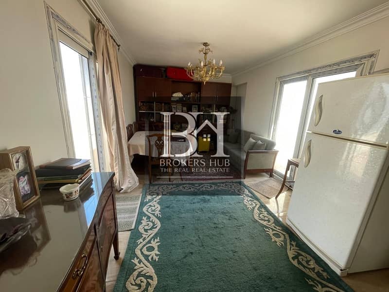 10 cf00803c-ab00-4c85-82ba-1aff1376e84c. jpeg