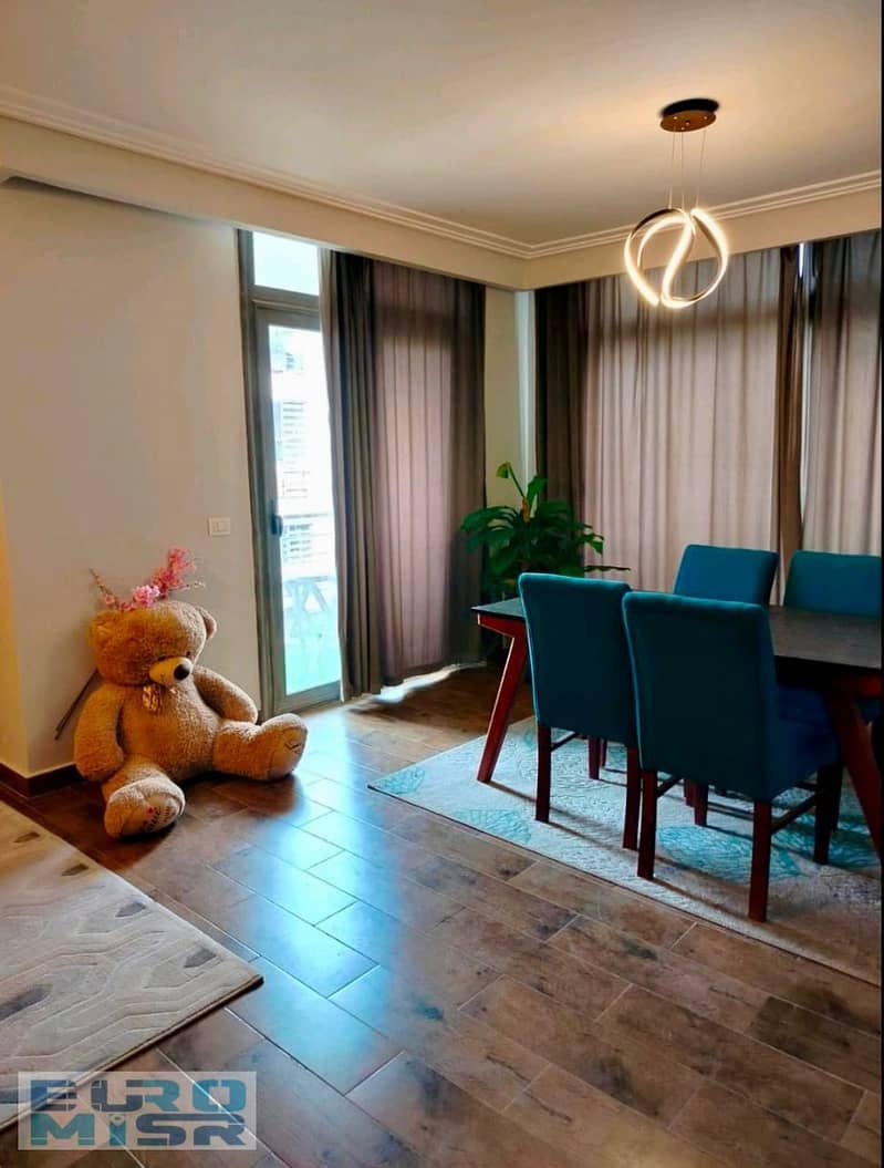 4 WhatsApp Image 2025-08-27 at 17.16. 26 (1). jpeg