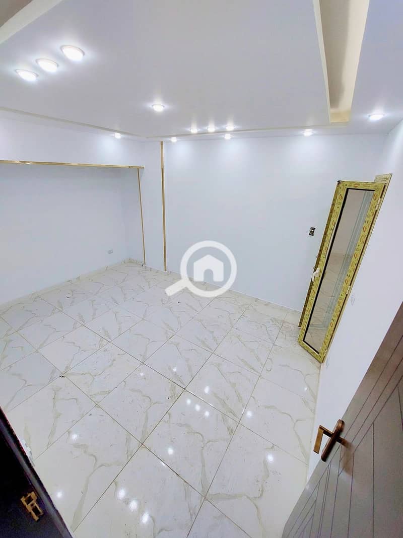 5 559306239_24954025897547833_436780549264404940_n. jpg