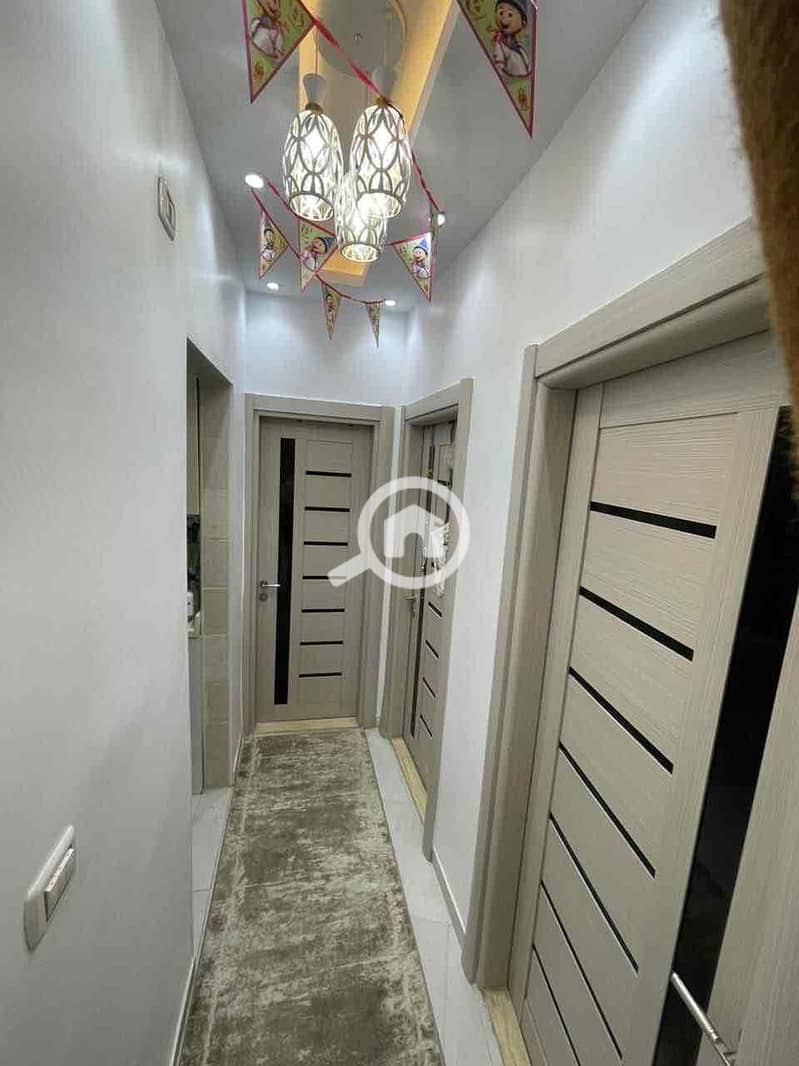 5 9de0d9c0-a8ae-4c3c-a8f7-0391f88a33b1. jpg