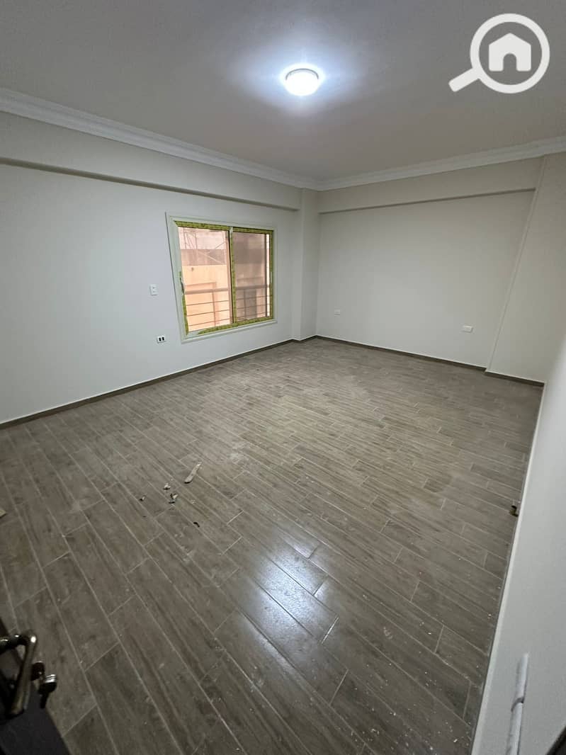 5 WhatsApp Image 2025-10-16 at 6.21. 44 PM. jpeg