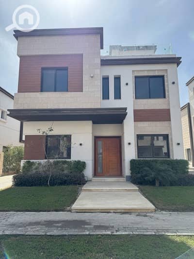 4 Bedroom Villa for Sale in New Cairo, Cairo - 1d52897a-e3b4-48d8-8aba-f4a4963011a6. jpeg