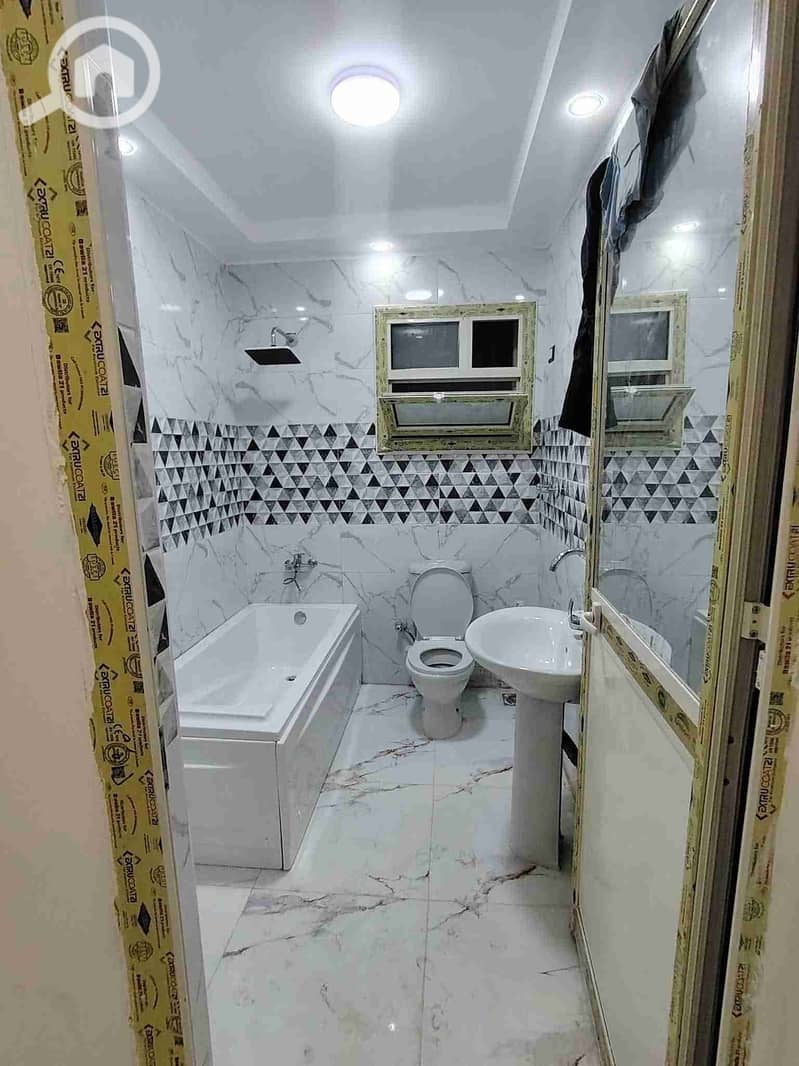 8 1000288210. jpg