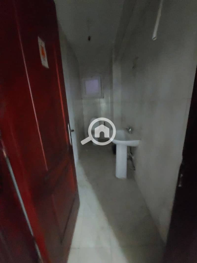 8 photo_2025-08-19_23-42-25. jpg