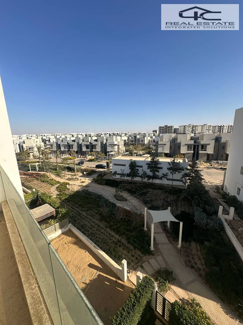 6 WhatsApp Image 2025-10-14 at 2.26. 16 PM. jpeg