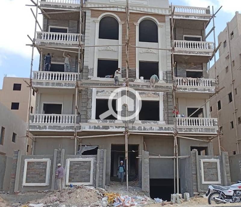 11 afb12c13-b2eb-4423-b32f-3fa5a5444e11. jpg