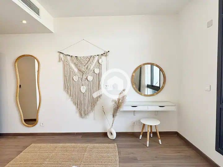 4 WhatsApp Image 2025-10-17 at 2.40. 28 PM (2). jpeg