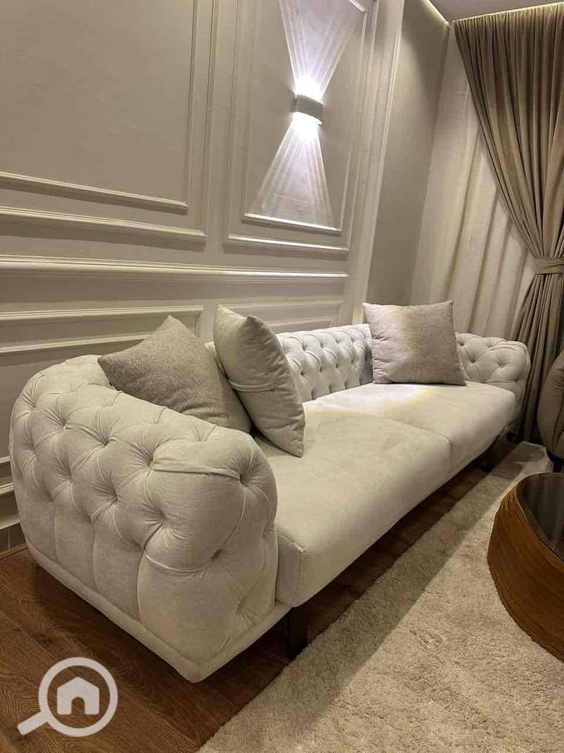 13 8b8770d0-c123-4da1-ba43-696eb147552d. jpg