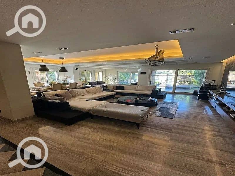 2 5b21a8c9-cfc7-4440-bc02-5d11a28e7c4e. jpeg